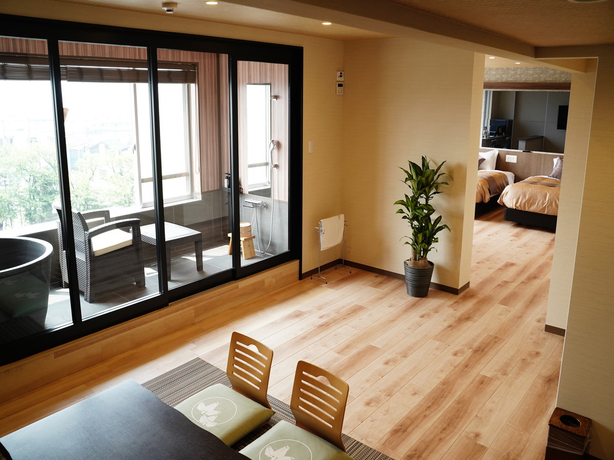 洋モダンスイート和洋室