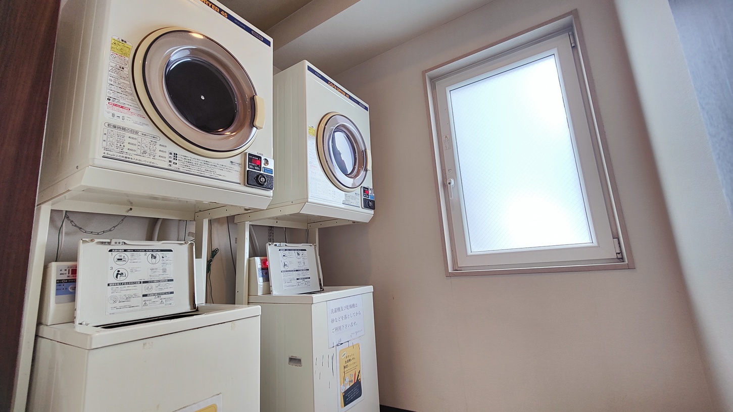 【2F】男性大浴場洗濯機・乾燥機
