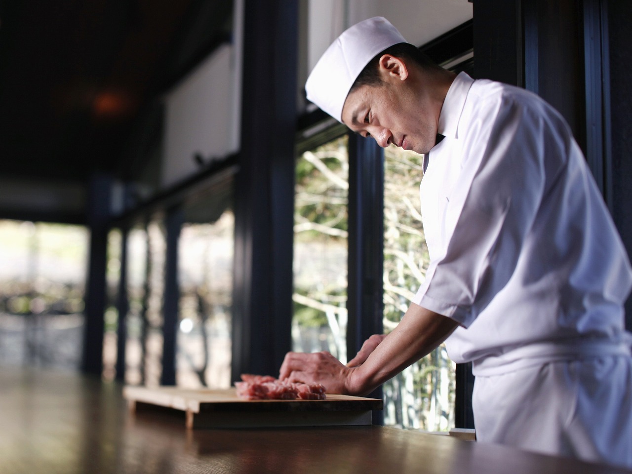 その人柄が料理にも。。牛込料理長です。