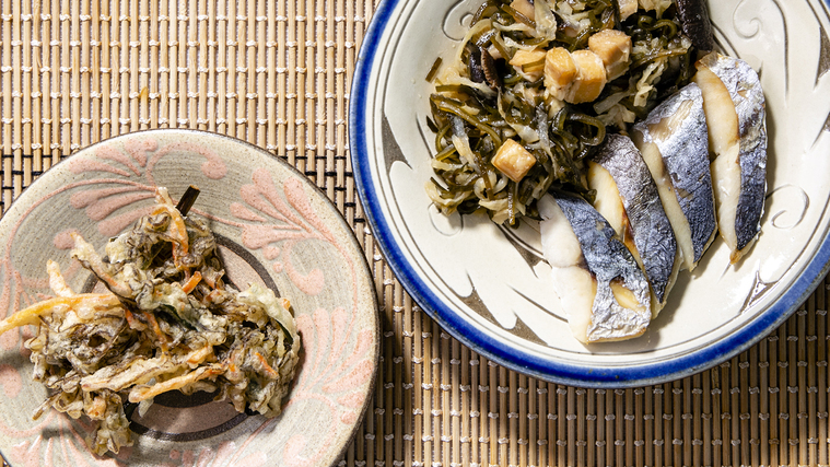 【朝食ビュッフェ（一例）】「もずくの天ぷら」「クーブイリチー」「焼き魚」