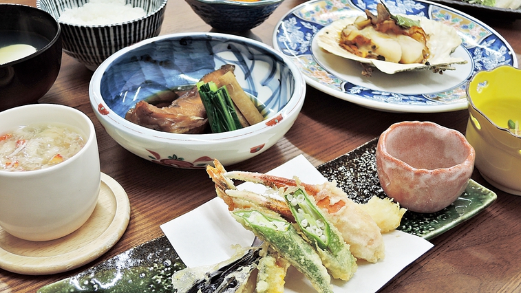 *夕食一例*三陸の海と山の幸を会席風の御膳スタイルでご用意いたします！