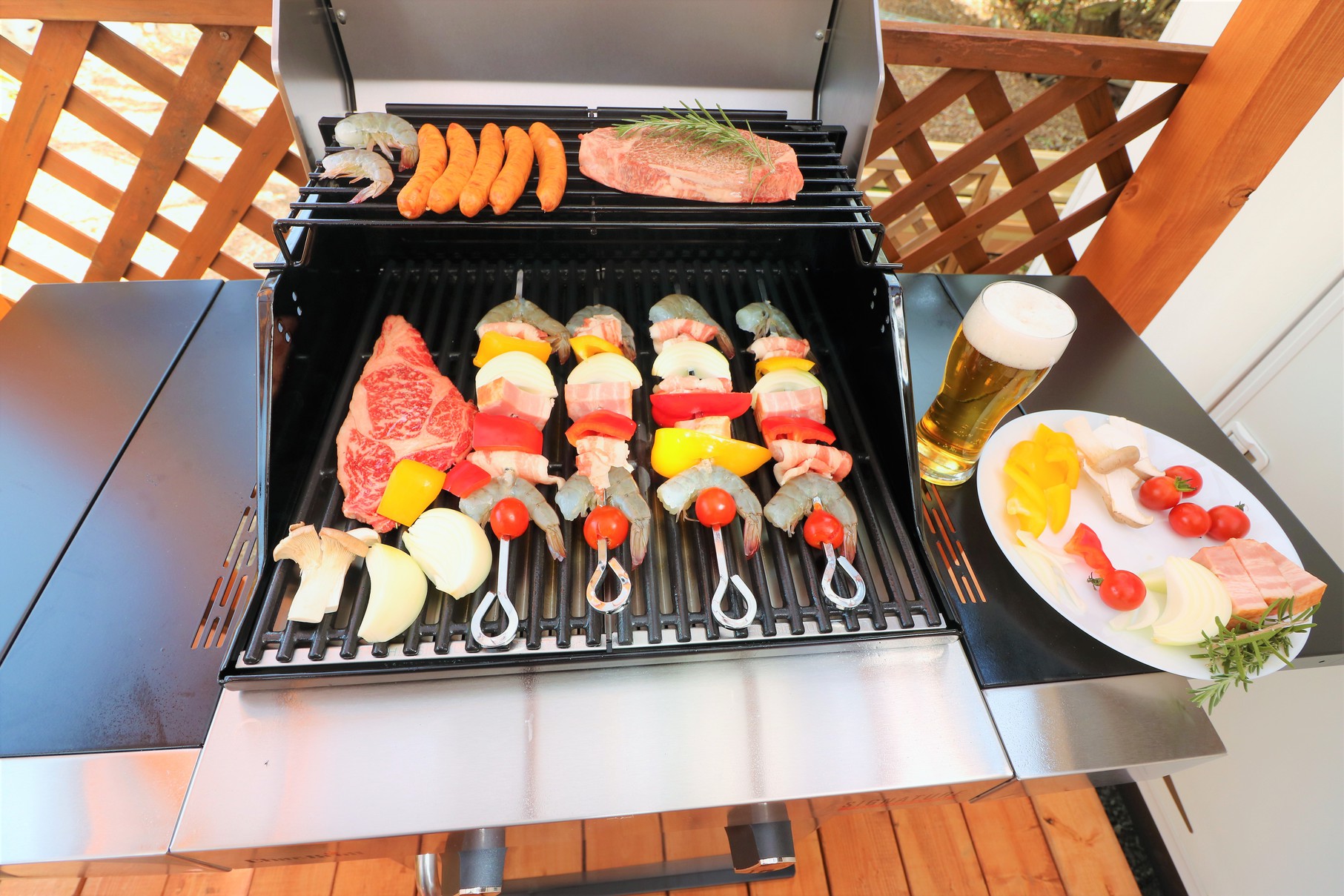 トレーラーハウス専用BBQグリル（3，500円、食材なし）