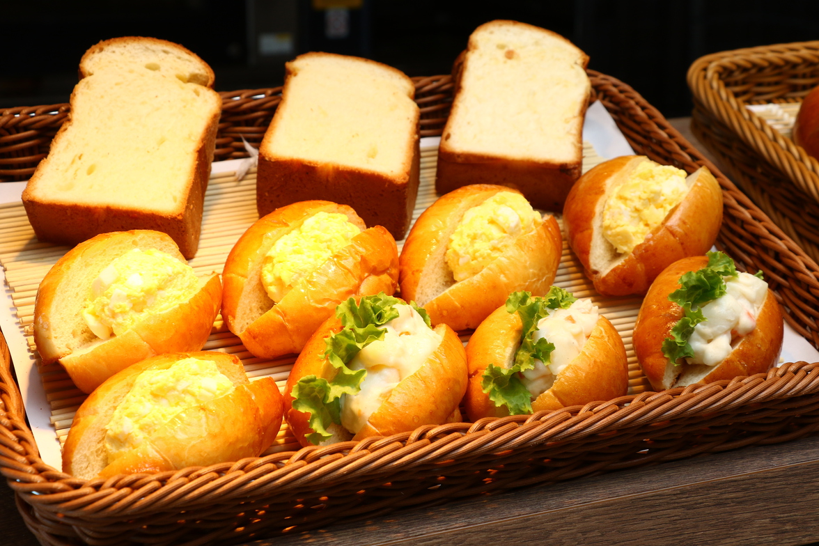 【朝食パン】人気のサンドパンもお楽しみ下さい♪