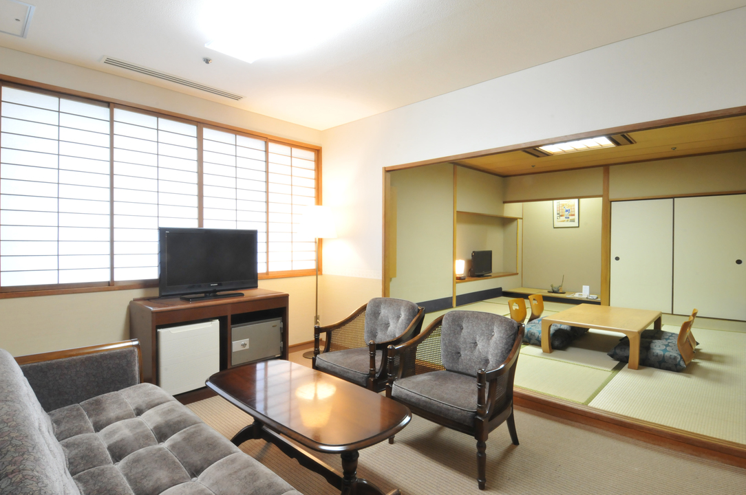 日式客房 (Japanese-Style Room)