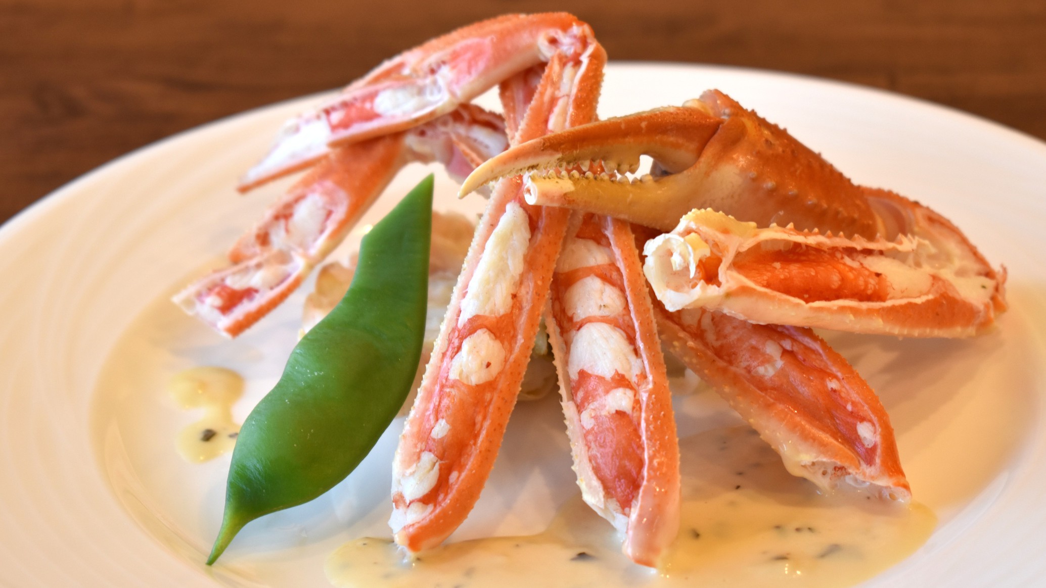 【かに創作フランス料理】冬の味覚・かにをシェフがコース仕立てでお届け
