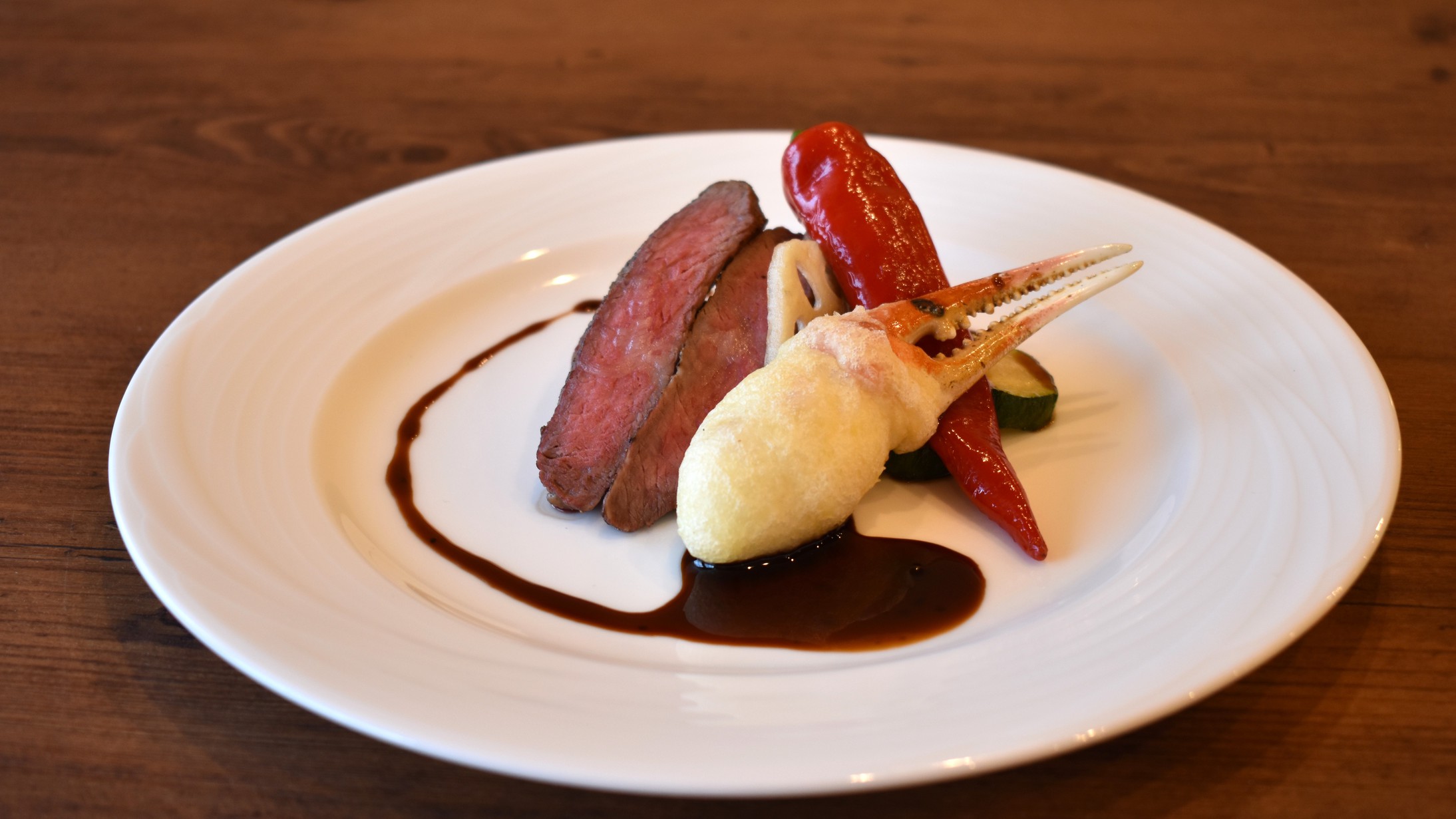 【かに創作フランス料理】冬の味覚・かにをシェフがコース仕立てでお届け