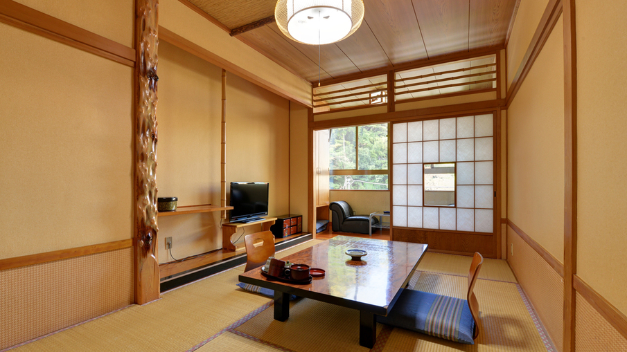 Youroukeikoku Onsenkyo Sagawa Ryokan Set in a prime location of Onjuku, Youroukeikoku Onsenkyo Sagawa Ryokan puts everything the city has to offer just outside your doorstep. Both business travelers and tourists can enjoy the propertys 