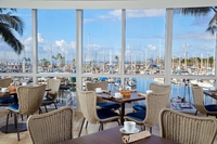 【朝食付】美しいハーバービューを臨むレストランで朝食ビュッフェ付き！お得な特別料金！