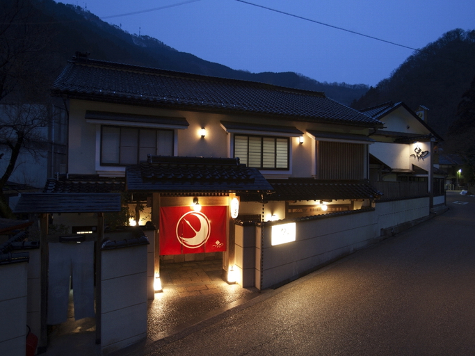 元造り酒屋の温泉旅館