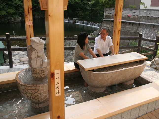 温泉街「手湯・足湯」