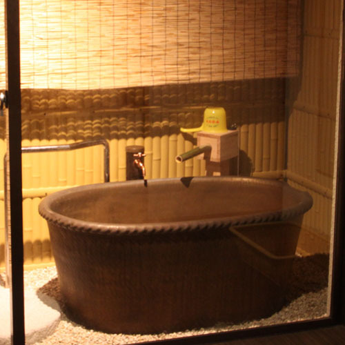 2015年3月改装壱の棟・源泉かけ流し露天風呂付き和室モダンルーム47平米（ツインベット）