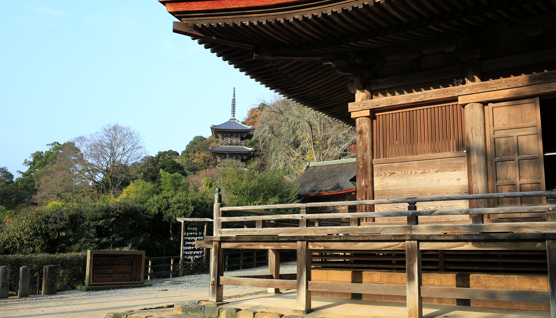 清水寺本堂と三重の塔