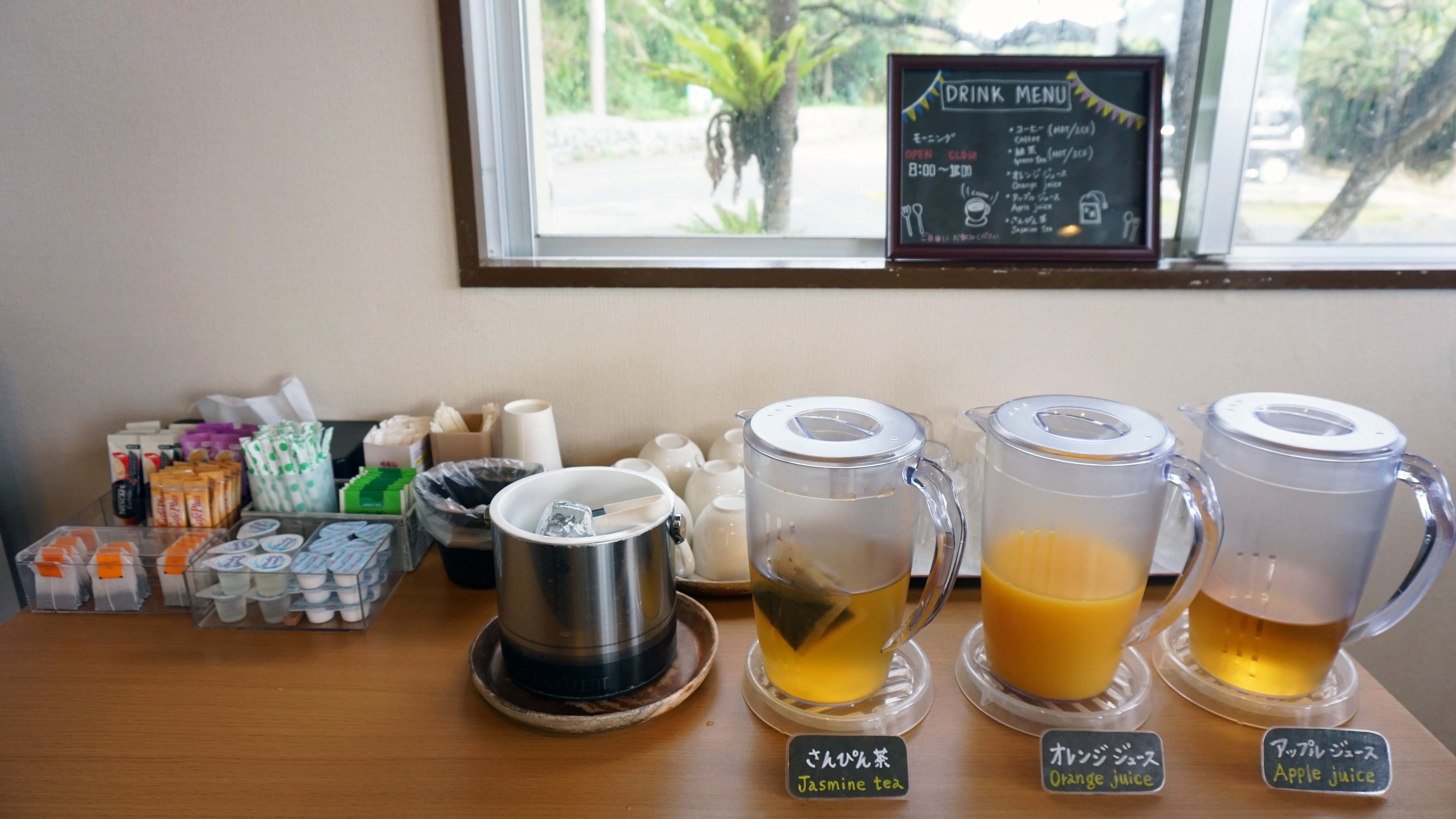 朝食さんぴん茶など無料ドリンクサービス