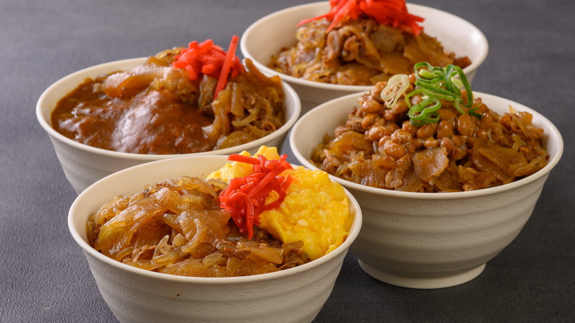 【朝食】牛丼ご自由にアレンジしていただけます。