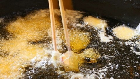 夕食天ぷら(感染症予防の為盛り合わせにて提供)季節と仕入れにより内容は変わります。