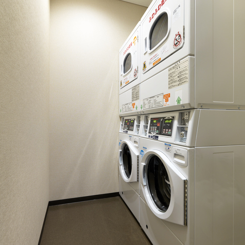 【館内設備】コイン式 洗濯機・乾燥機