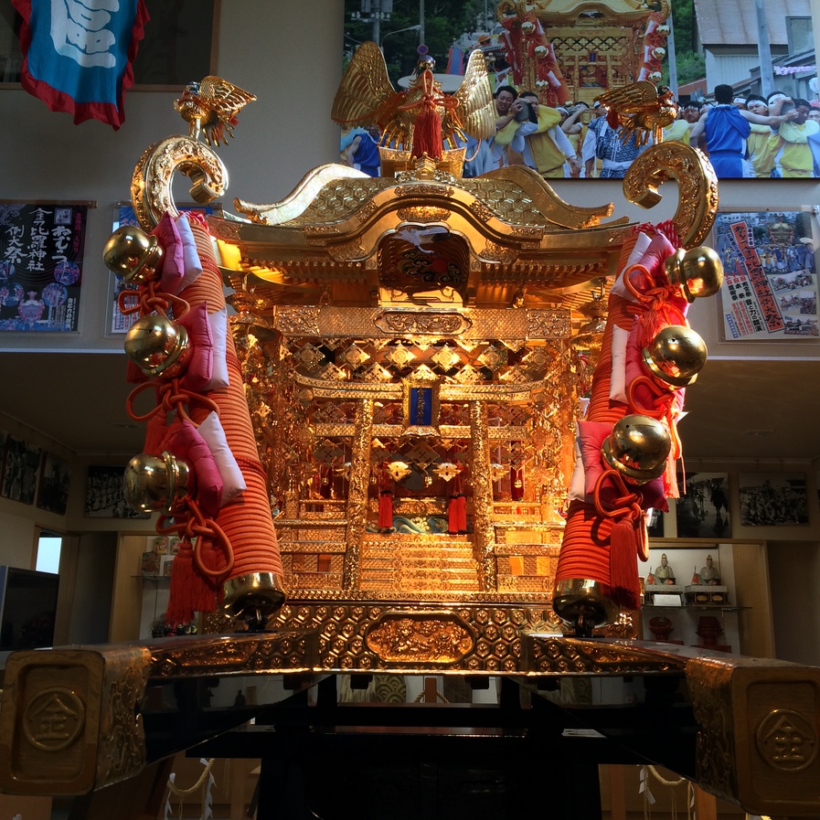 金刀比羅神社の巨大お御輿