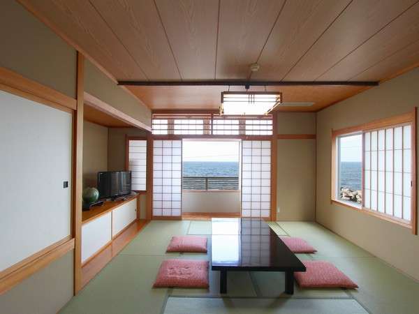 Ryori Ryokan Kanetomo Set in a prime location of Fukui, Ryori Ryokan Kanetomo puts everything the city has to offer just outside your doorstep. Both business travelers and tourists can enjoy the propertys facilities and s