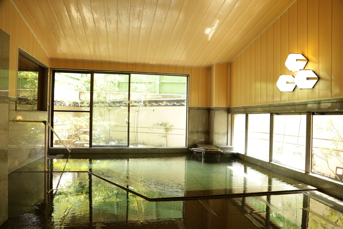 Yutagawa Onsen Senso Yudagawa Senso Yudagawa is a popular choice amongst travelers in Yamagata, whether exploring or just passing through. The property offers a high standard of service and amenities to suit the individual needs o