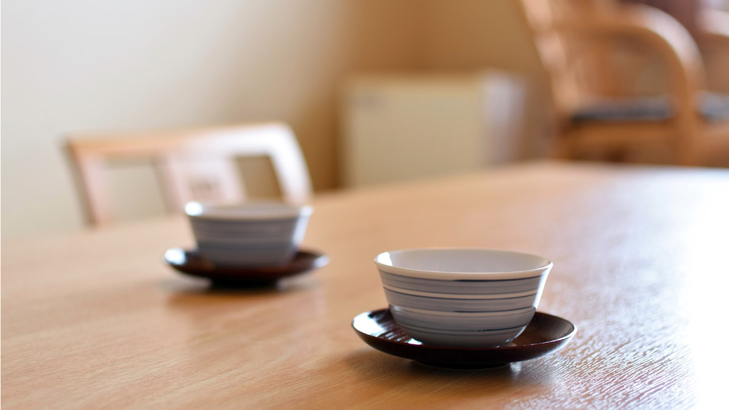 【和室】お茶セットもございます。ゆっくりとお寛ぎください。
