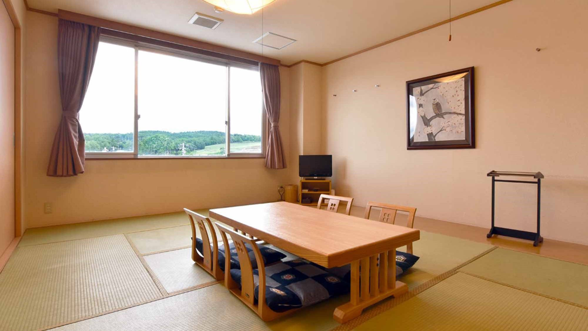 Hotel Utsukushi no Yu Onsen Hotel Utsukushi no Yu Onsen is perfectly located for both business and leisure guests in Shibetsu. The property offers a wide range of amenities and perks to ensure you have a great time. All the nece