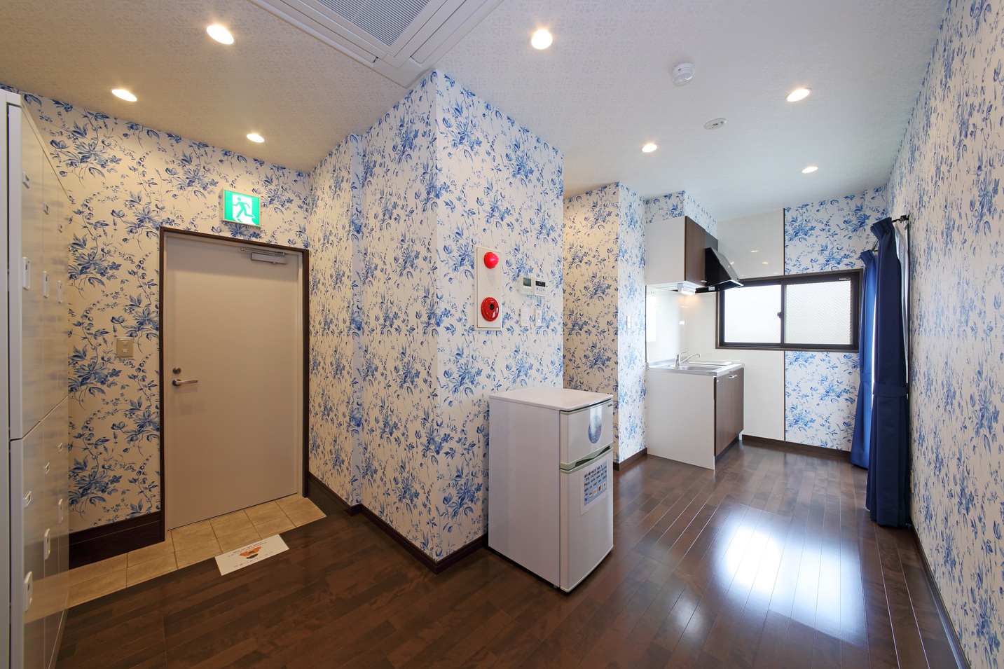 男女共同５階フロア熊本県内情報誌・チラシ設置冷蔵庫・ミニキッチン・湯沸かし器・