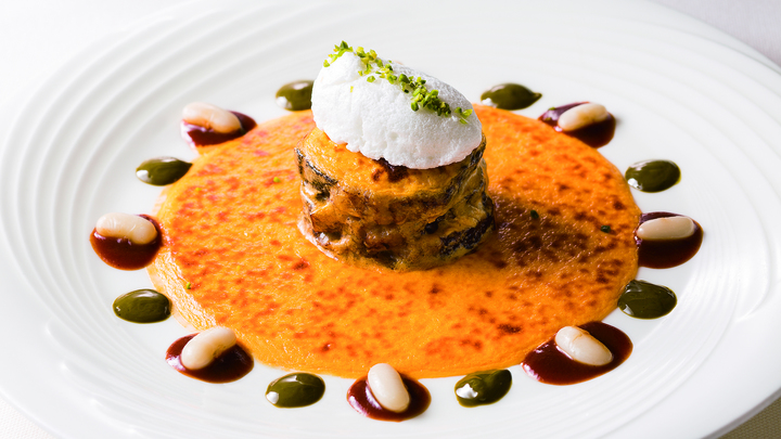 ＜オアシス＞ランチ 【シェフのイチオシ】牛肉の赤ワイン煮グラタン仕立て イメージ