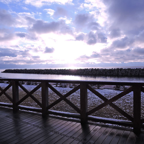 This photo about Sunrise Jogahama <Sadogashima> shared on HyHotel.com