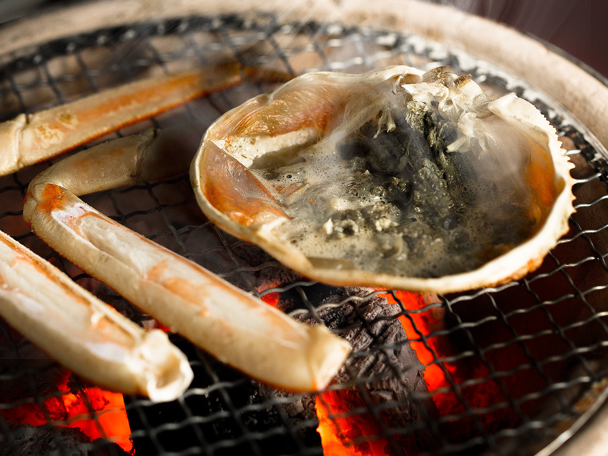 焼き蟹イメージ（提携店：魚志楼）