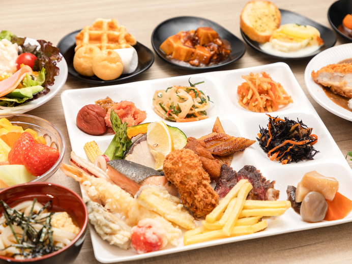 夕食（ビュッフェ）