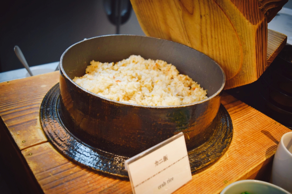 ご当地メニュー『カニ飯』※イメージ