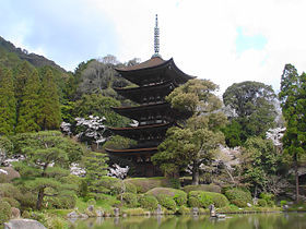 瑠璃光寺