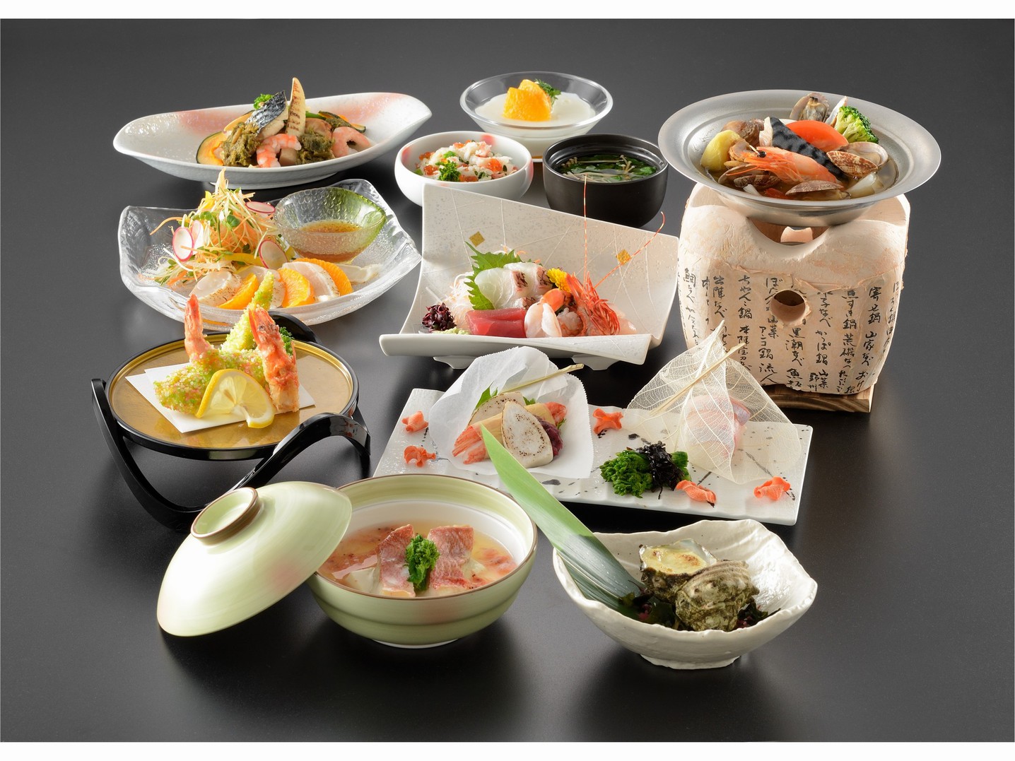 Sea Youth Lion Main Image Sea Youth Lion, Nagaoka