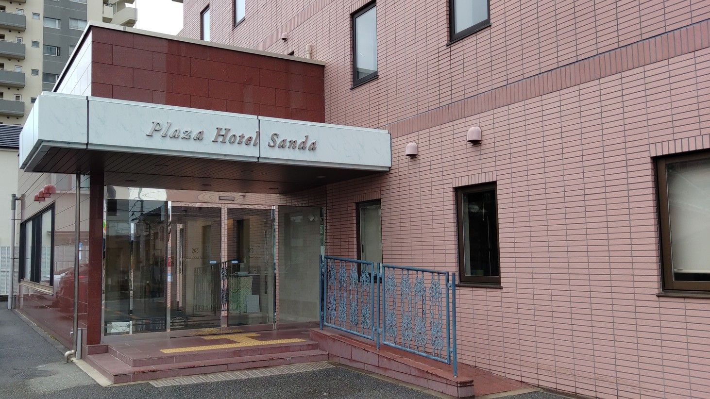 プラザホテル三田のnull