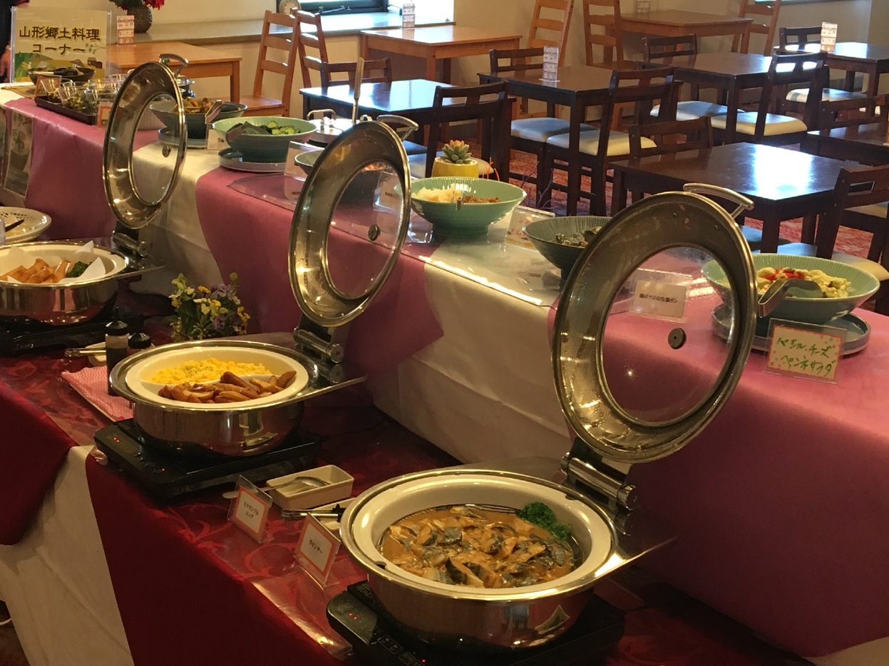和洋・郷土料理・手作り惣菜バイキング♪