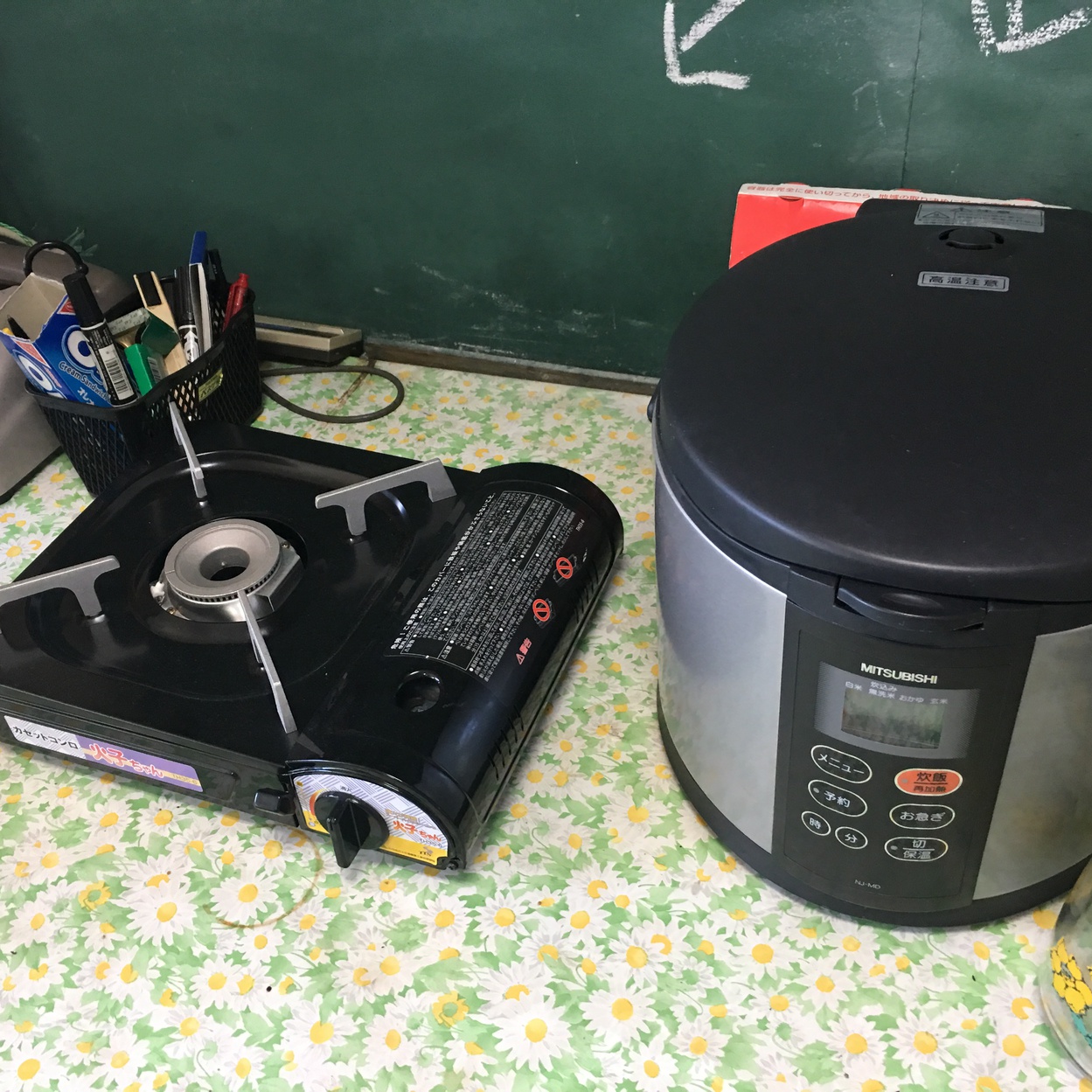 フリーキッチンでは炊飯器やホットプレートなどが無料
