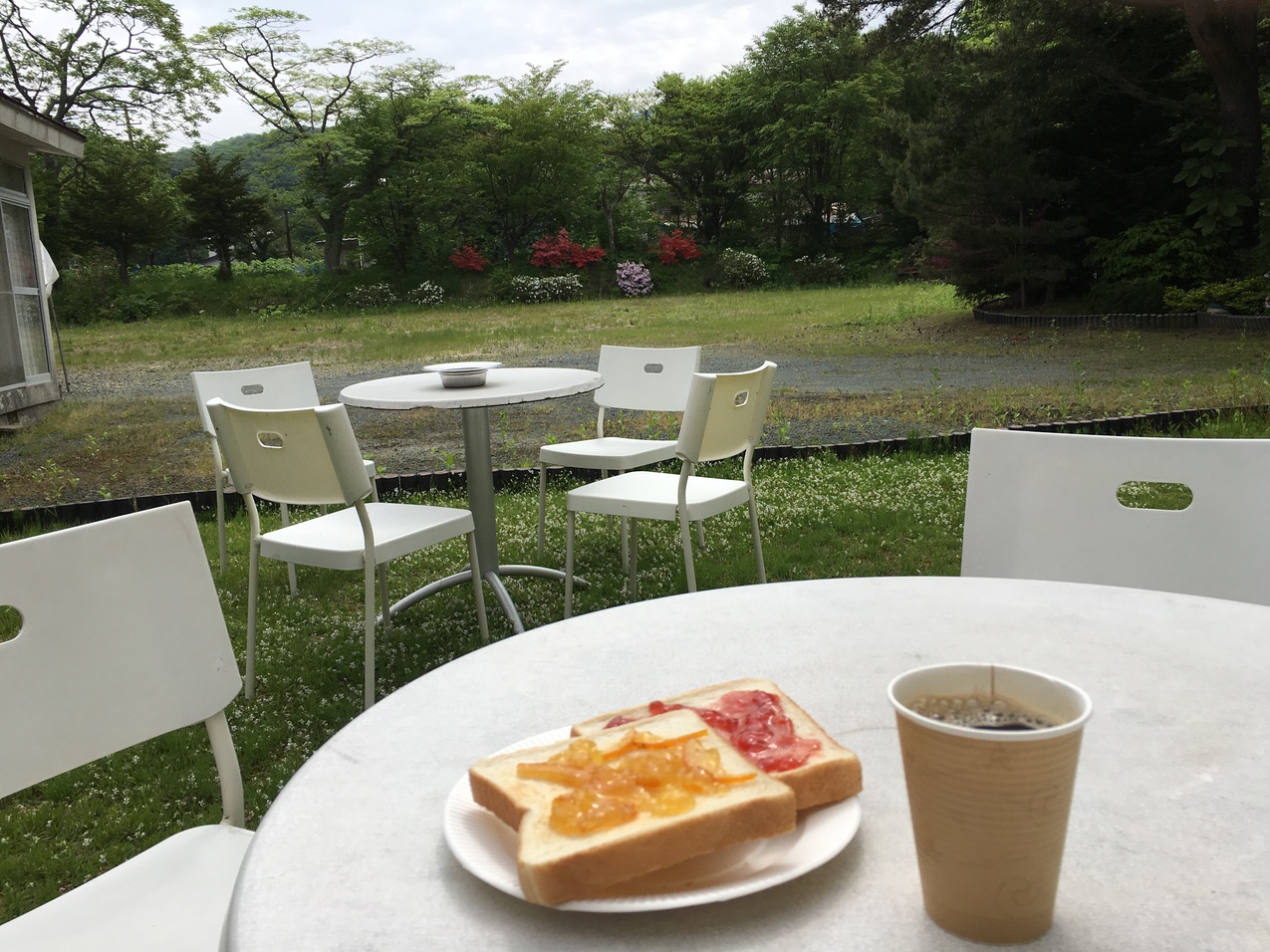 庭園のテラス