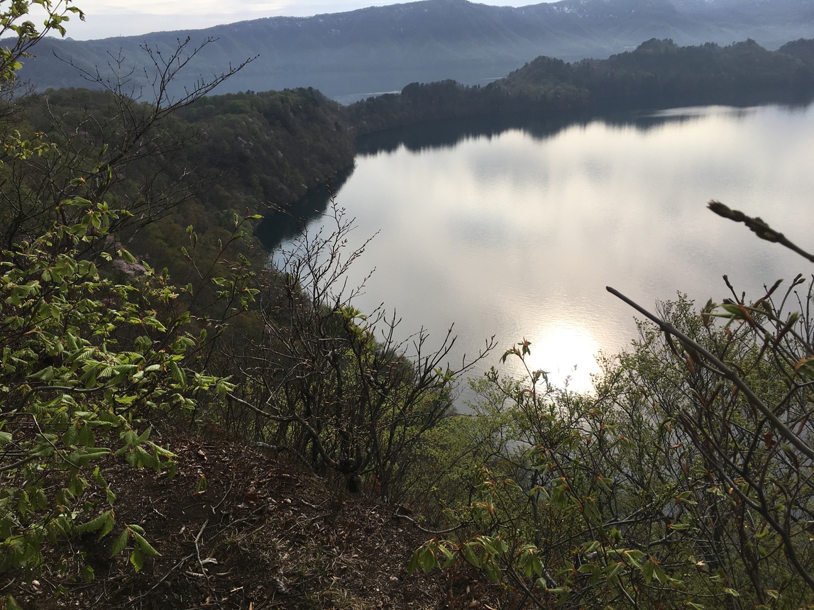 旧カンコ台から左側の中山半島を望む