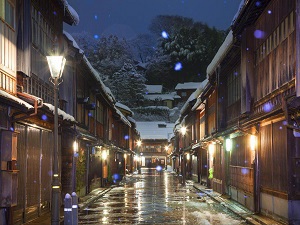 金沢市内ひがし茶屋街の夜景