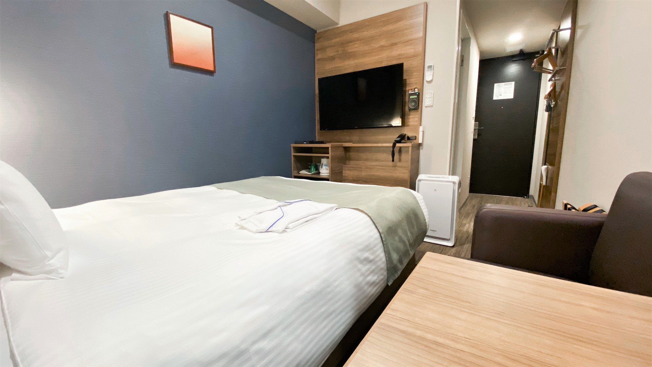 EXセミダブルB12.5㎡眺望・日当り良好ミニテーブル・シングルソファ完備