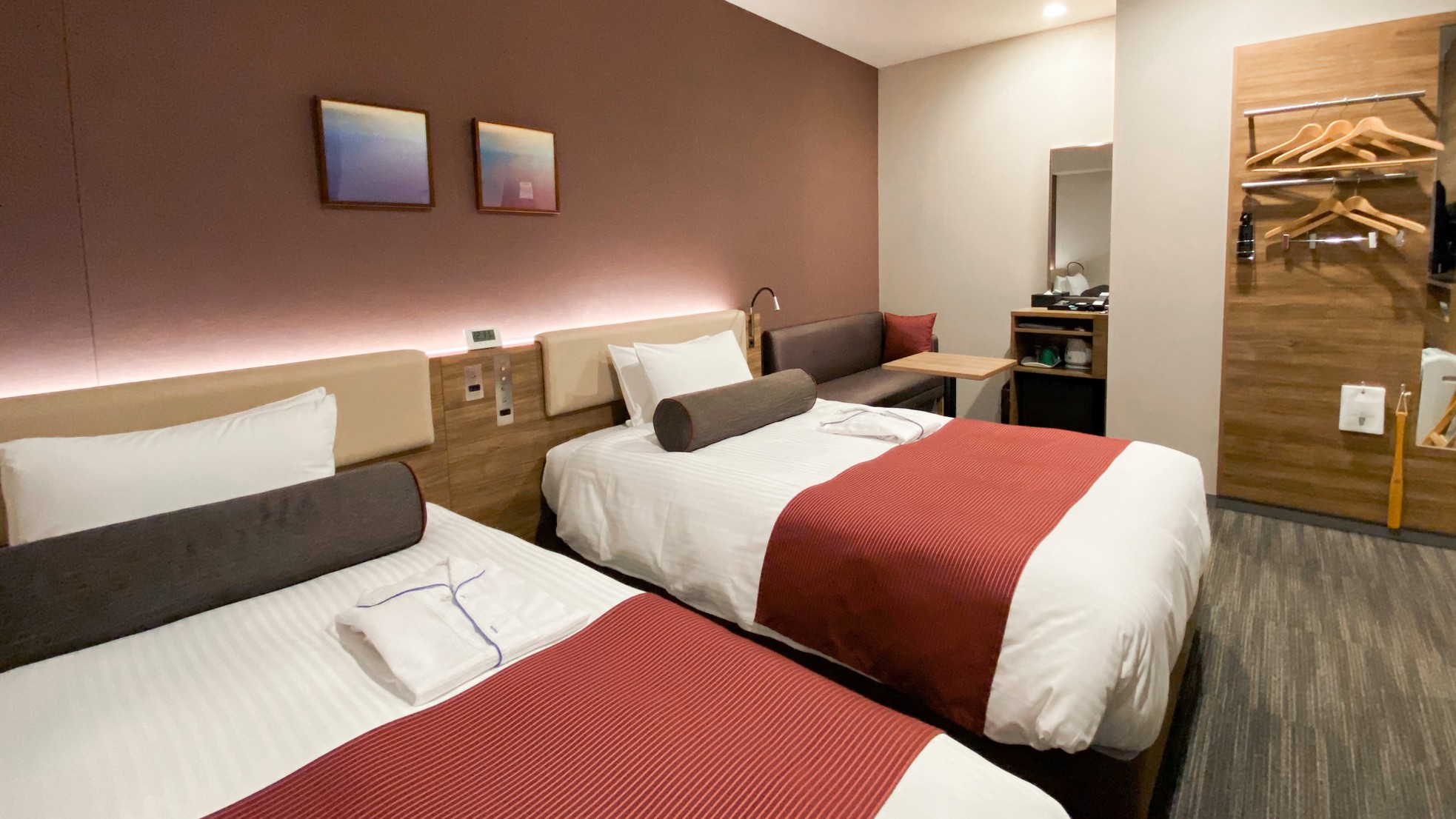 ユニバーサルルーム24㎡室内はバリアフリー設計