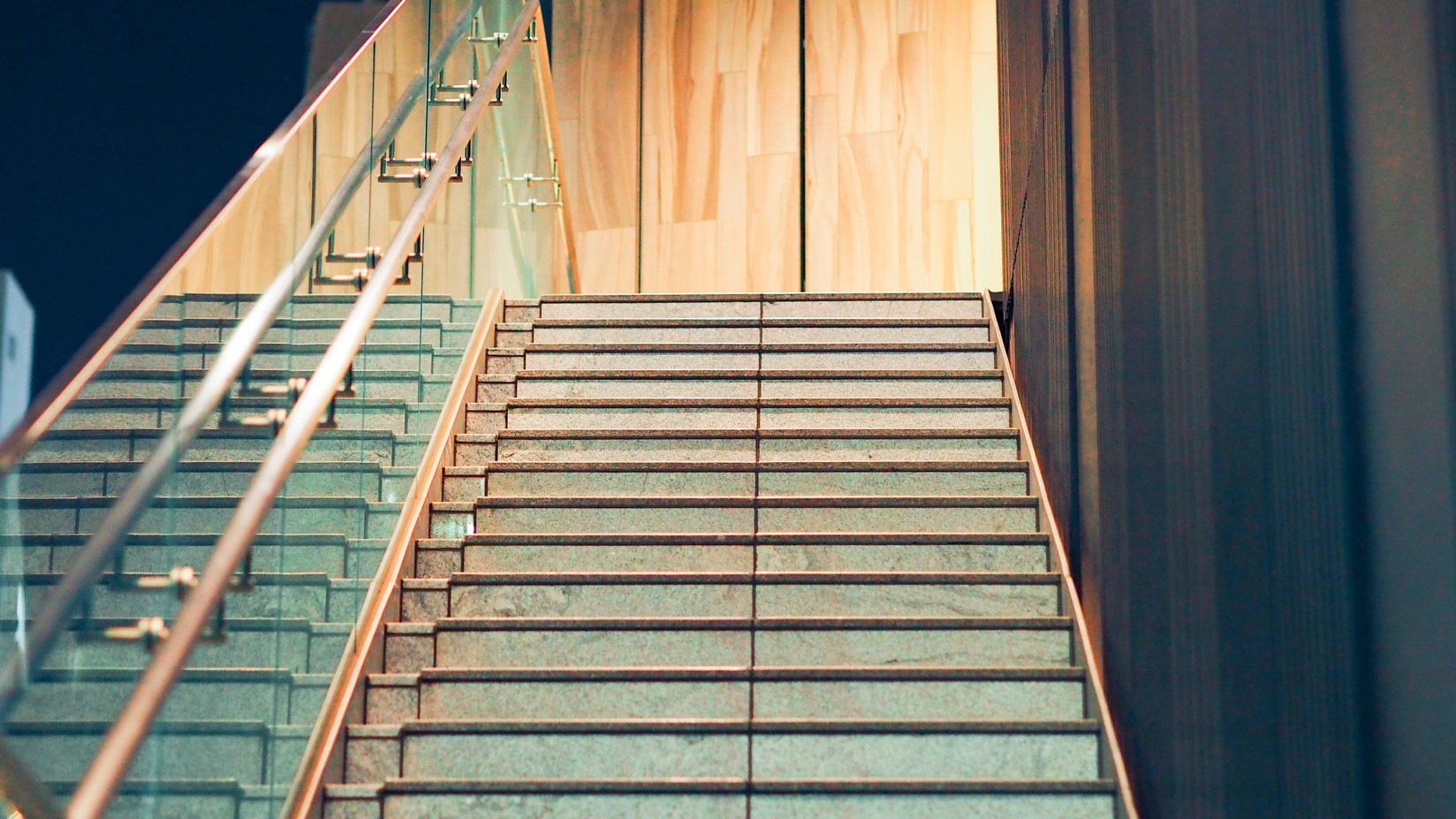 建物外階段（2階専用）