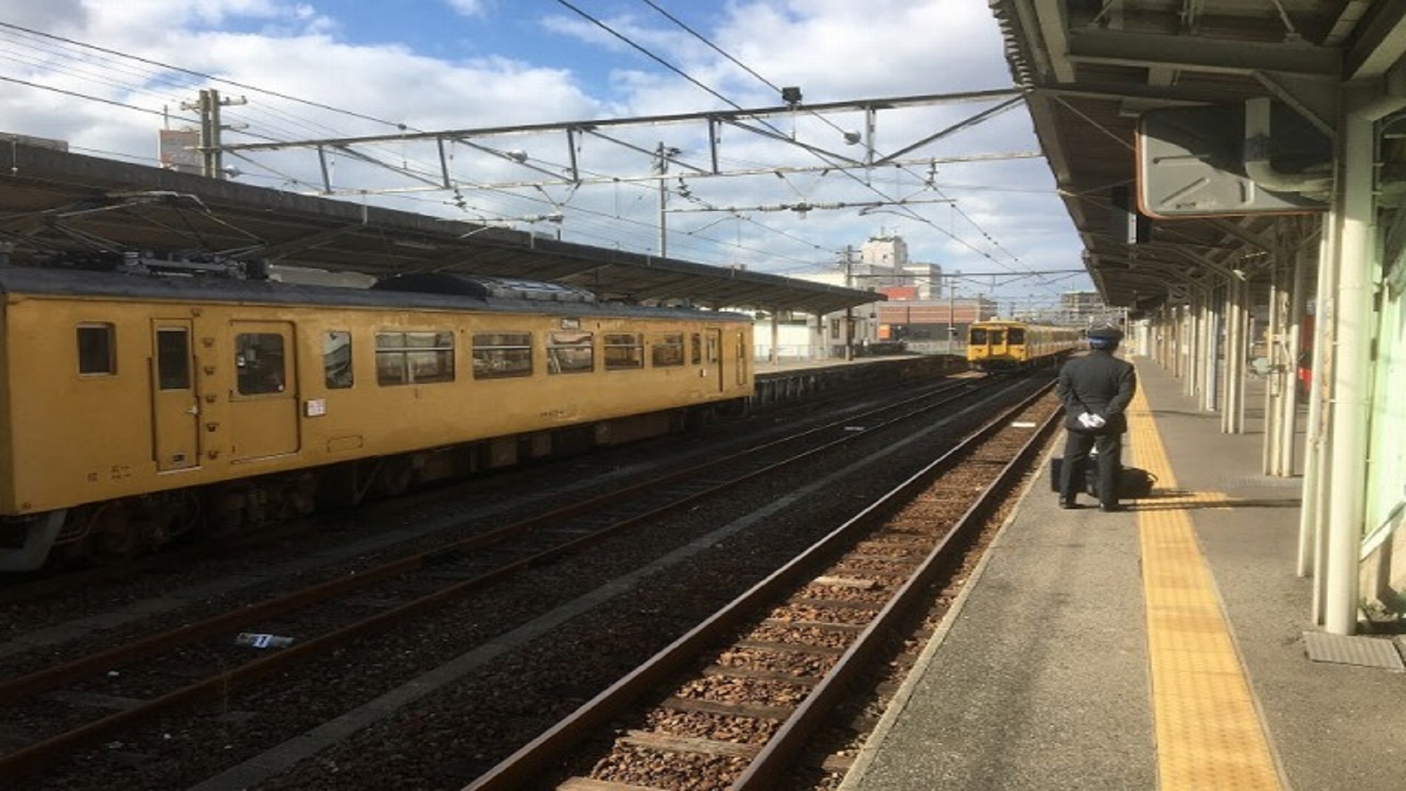 宇部新川駅