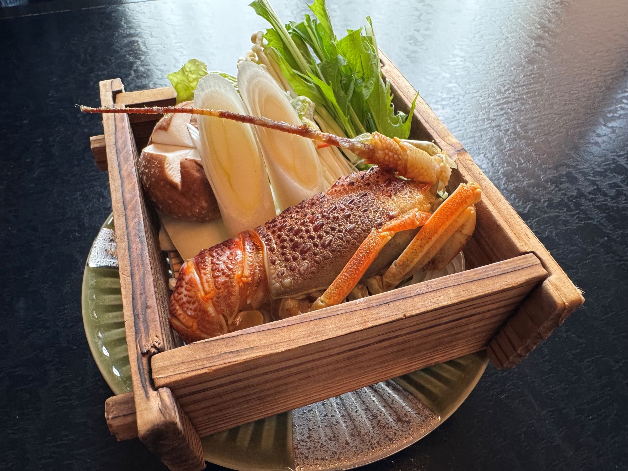 【好評につき期間延長】 限定100食！伊勢エビのセイロ蒸し＆A5ランク仙台牛すきやきの和会席