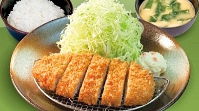 「とんかつ松のや」選べる特製朝定食『朝ロースかつ定食』（朝5時〜11時）