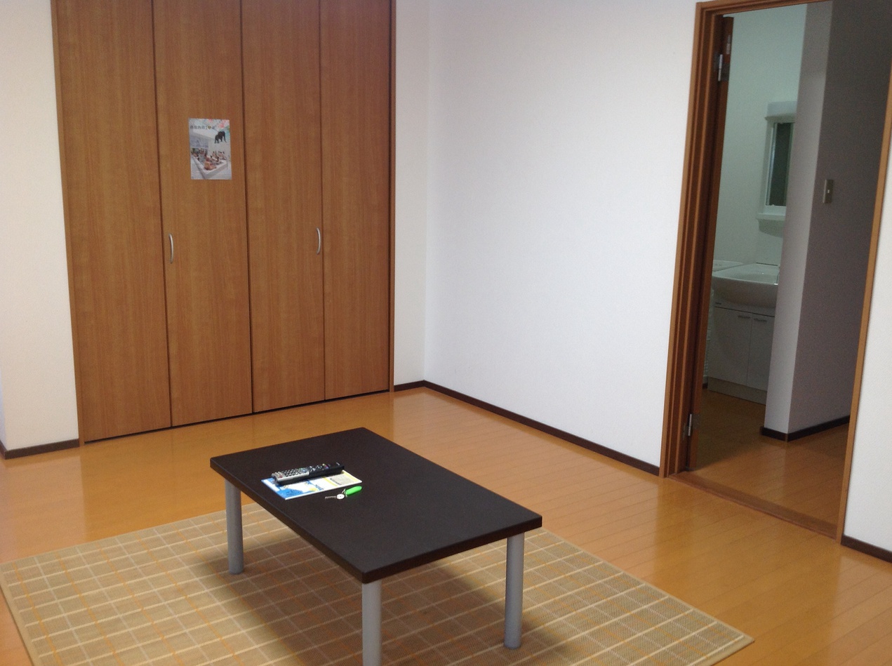 Minshuku Season Image 4, Naoshima, Japan