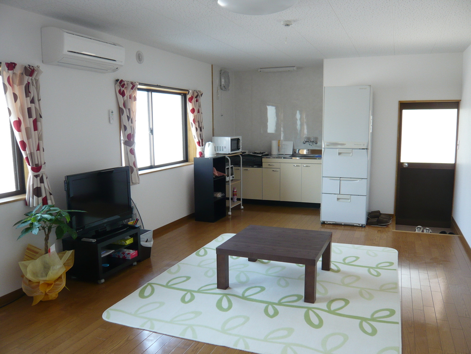 Minshuku Season Image 2, Naoshima, Japan