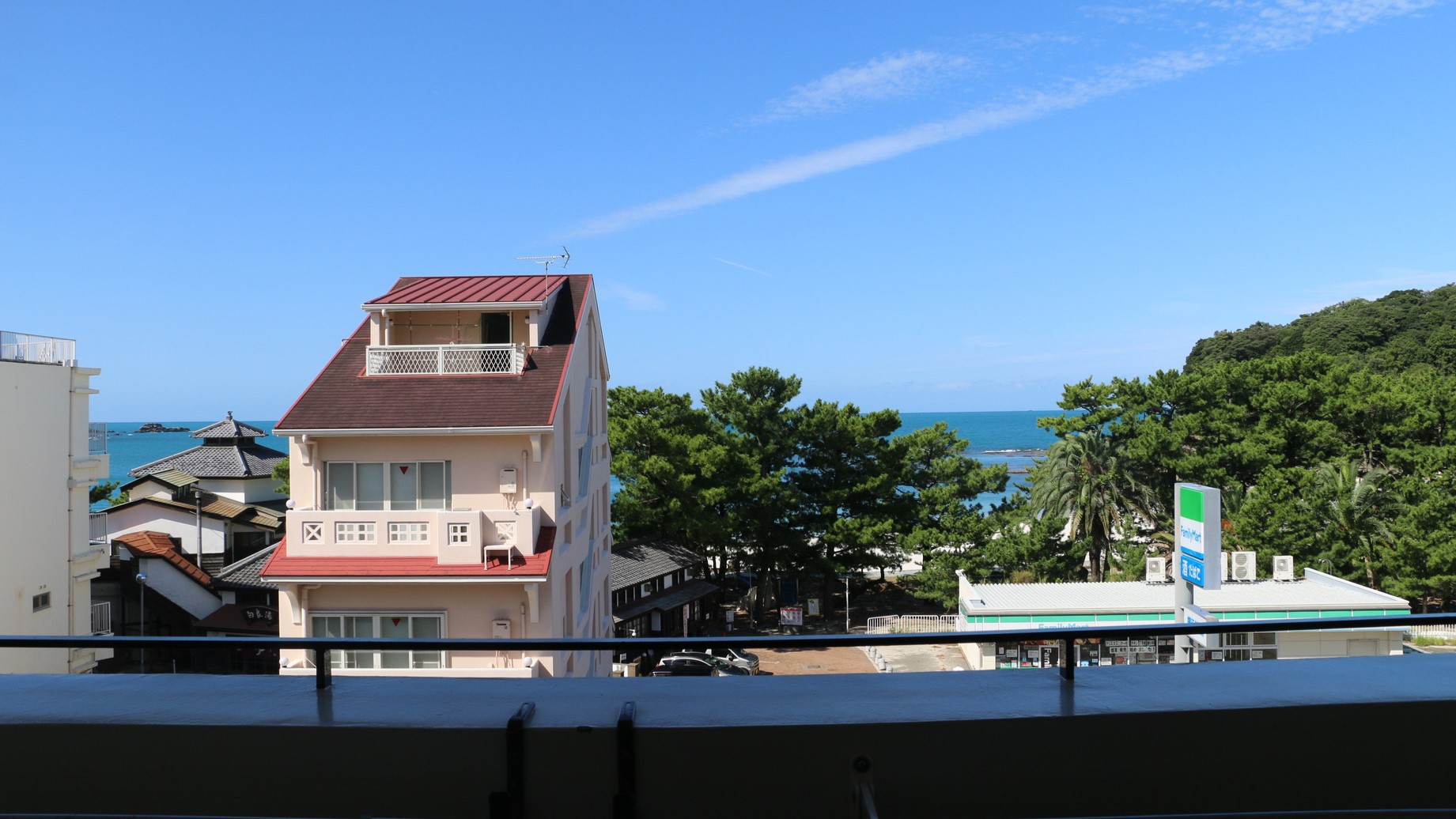 【禁煙／海側】ツイン・フォース※眺めはイメージとなります。