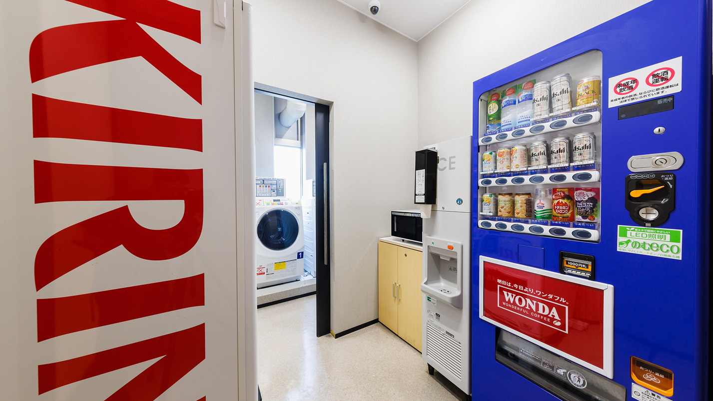 【サービス】自販機コーナー