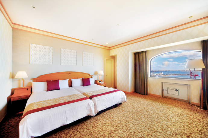 ファミリースイートルーム【禁煙】(2名〜4名利用)